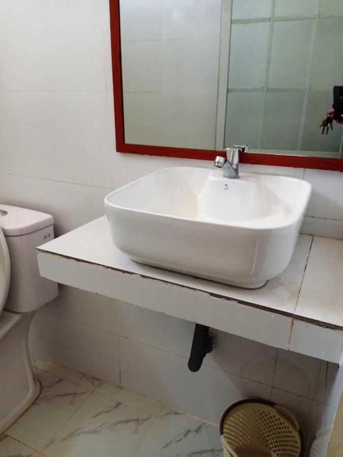 קמפוט Piphub Thmey Guesthouse מראה חיצוני תמונה